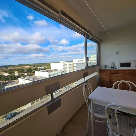 Apartmán 2 Pieces Avec Balcon Proche Et Commerces A - Fr-1-224c-21
