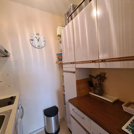 2 Pieces Avec Balcon Proche Et Commerces A - Fr-1-224c-21 Apartament *