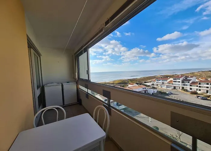 Appartamento 2 Pieces Avec Balcon Proche Et Commerces A - Fr-1-224c-21 *