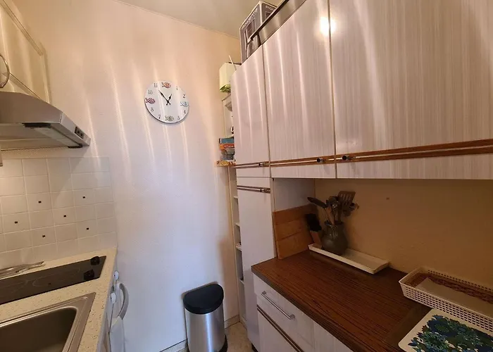 2 Pieces Avec Balcon Proche Et Commerces A - Fr-1-224c-21 Appartamento *